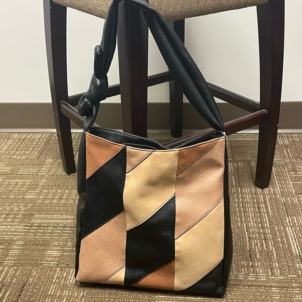 New Black Purse with Tan Pattern